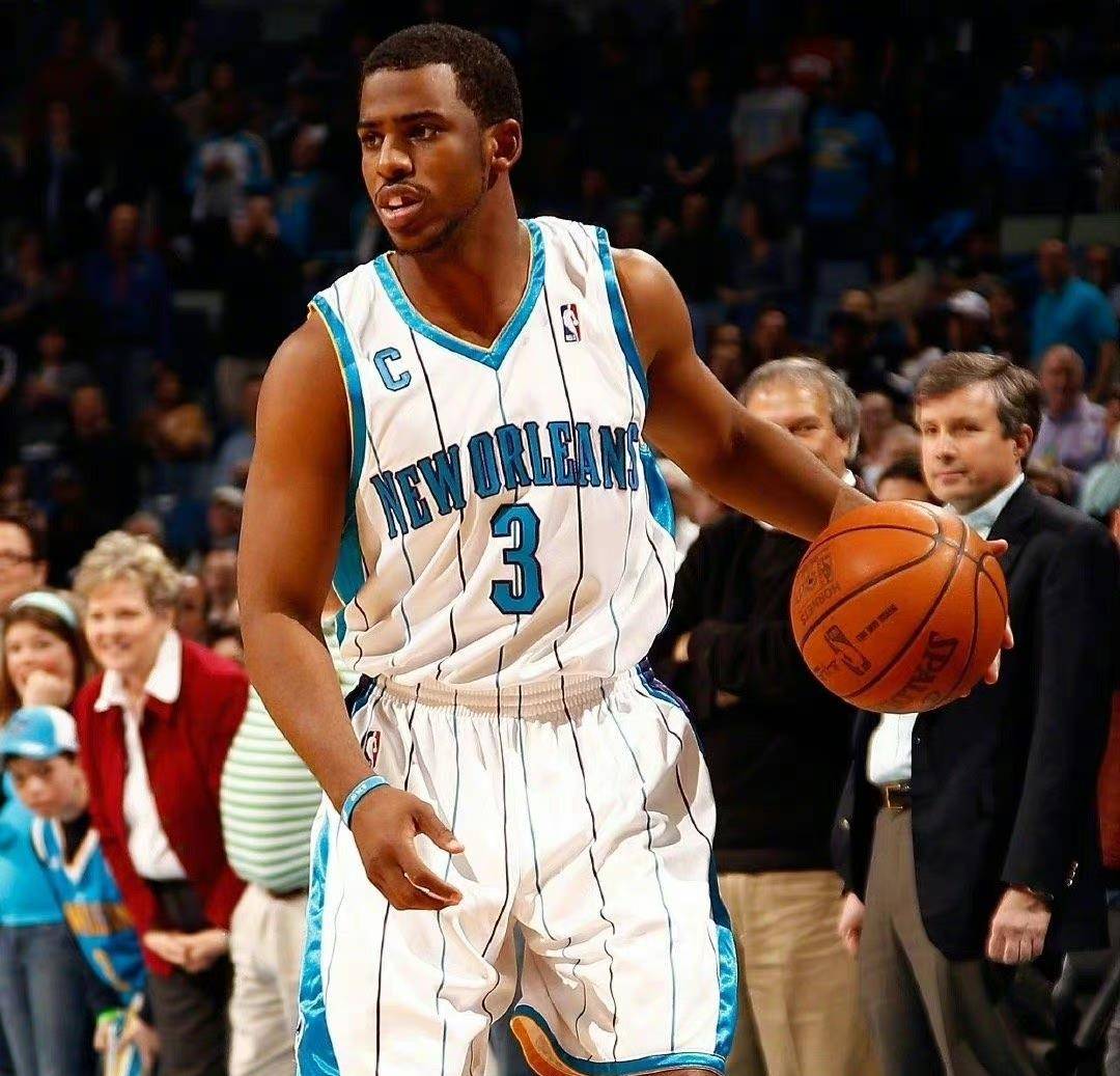 爱游戏APP-包含风云突变！夏洛特黄蜂冲刺阶段再遭质疑，德甲版图或变，信心回归，团队化学反应显著的词条